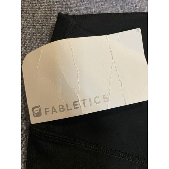 NWT Fabletics High Waisted Leggings in Black 7/8 XS - Picture 5 of 11